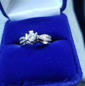 1/8kt. Wedding Ring Set